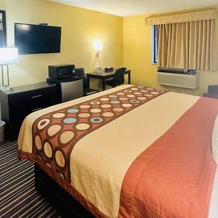 Super 8 By Wyndham Warrenton Hotel Luaran gambar