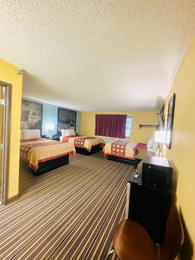 Super 8 By Wyndham Warrenton Hotel Luaran gambar