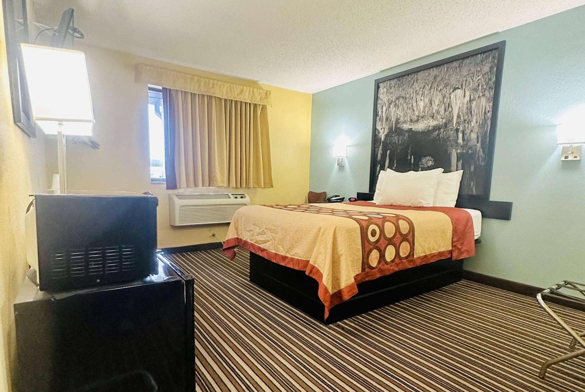 Super 8 By Wyndham Warrenton Hotel Luaran gambar